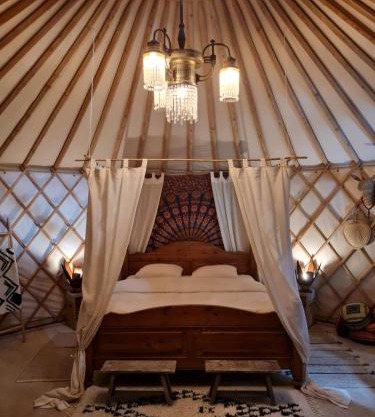 Vakantiewoning in monumentale boerderij met yurt