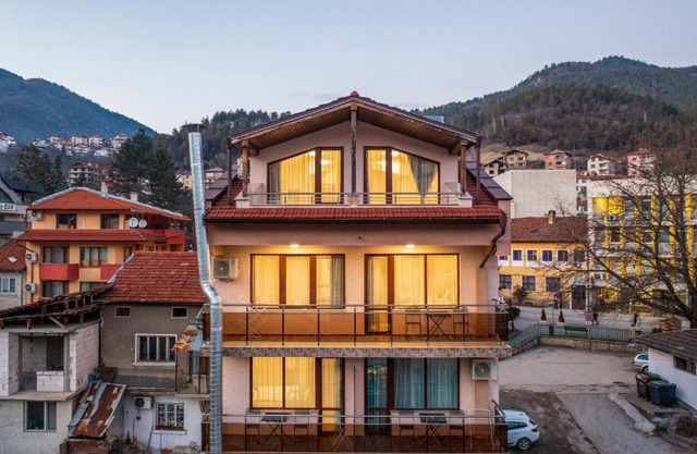 VALEMO Apart House