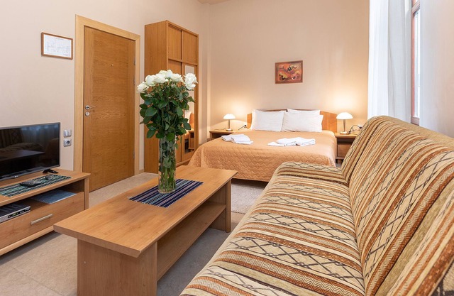 Valensija Studio Apartment Hotel