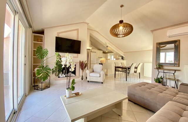 Valeria's Apartment