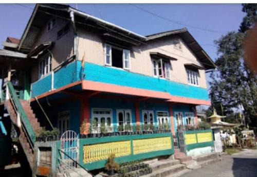 Vamoose Latpanchor Homestay