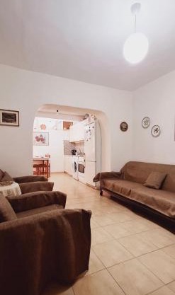 Vangelos apartment
