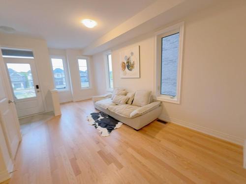 Vantage Stay pickering 4-BR