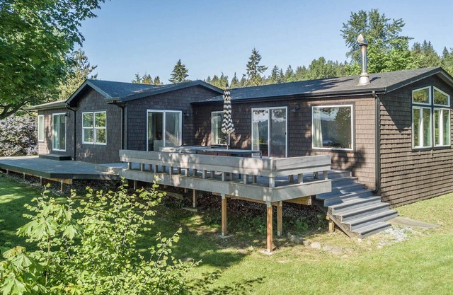 Vashon's Westside inspiring sunset views