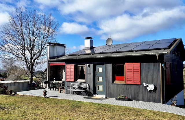 Vedders Bergalm Holiday house in the hiking area with terrace, garden, fireplace, pure nature