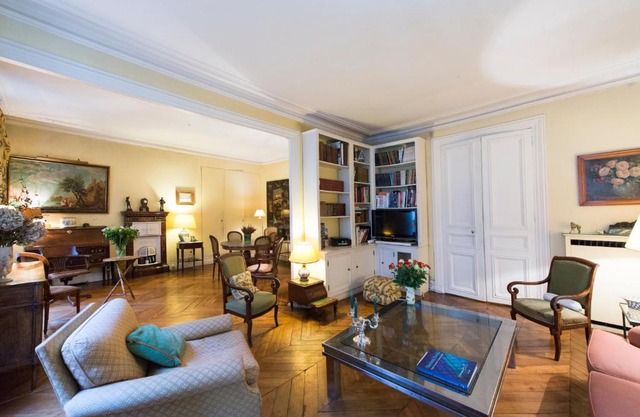 Veeve - Charming Bonaparte