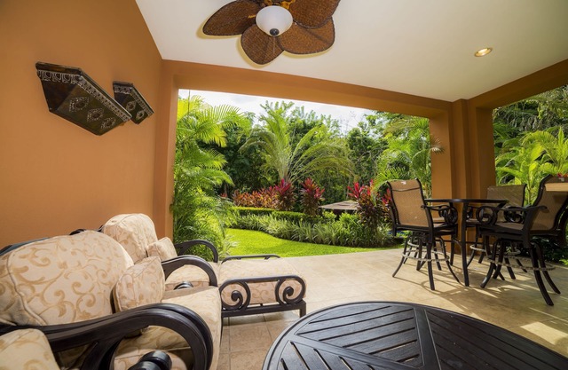 Veranda 1E, 3Bdrs, 3Bath, First Floor
