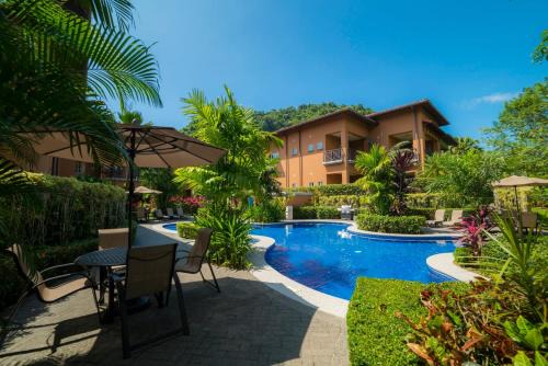 Veranda 3B 2 bdr Garden View in Los Suenos