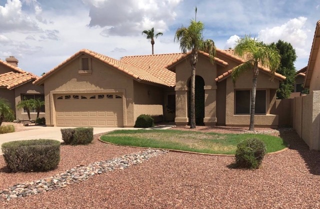 Very nice 4 bdrm 2 full bath ranch home w/great room in quiet neighborhood.