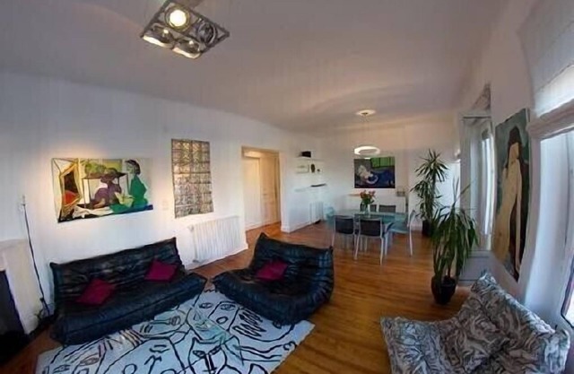 Very nice flat, fully renovated, in the heart of the historic part of the city