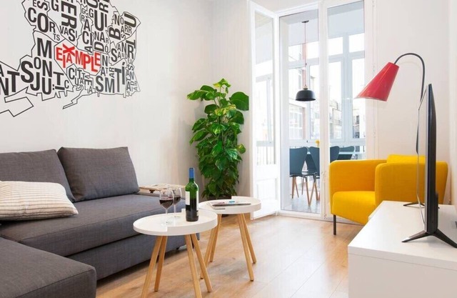 Very Spacious Eixample 4bd 4ba apartment