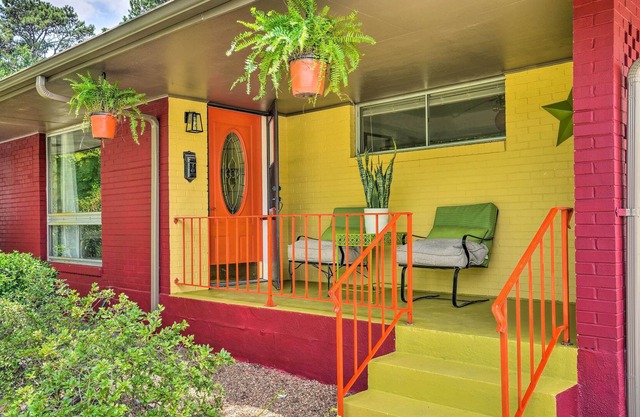 Vibrant, Pet-Friendly Apt w/ Fire Pit & Yard!