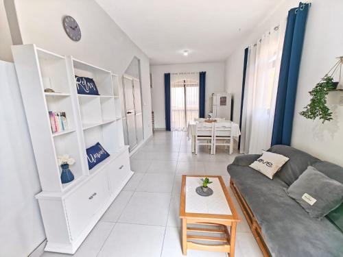 VICAR Beach House
