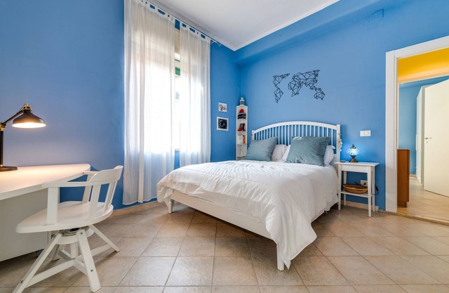 Vico Vasto a Chiaia 27/A