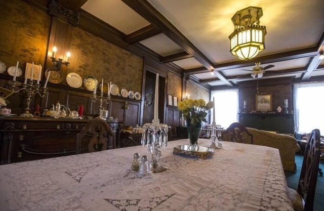 Victorian Inn B&B