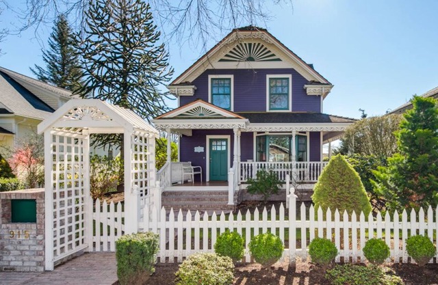 Victorian on Front Street with a Turret, formerly the Purple House!