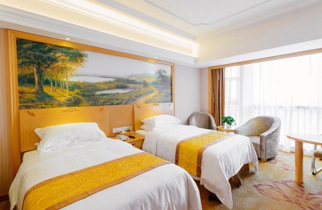 Vienna International Hotel Shanghai Pudong New District Dishui Lake Univeristy City