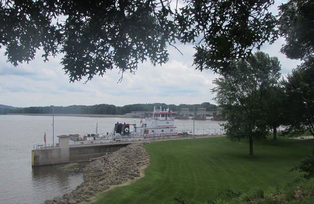 View the Mississippi River from the front deck!