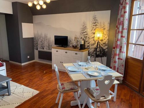 Vignec/Saint-Lary - T2 cosy avec balcon & piscine
