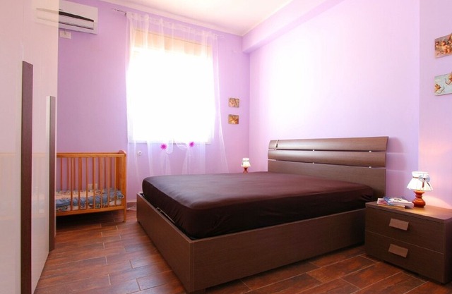 Viilla surrounded by greenery 1 km from the sea and adjacent to the town.