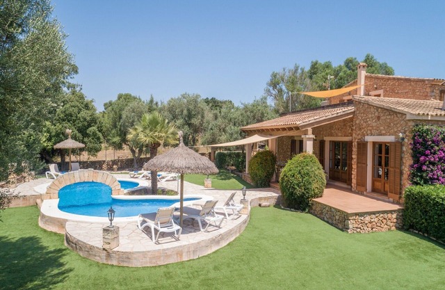 Villa in Mallorca with Pool & Jacuzzi