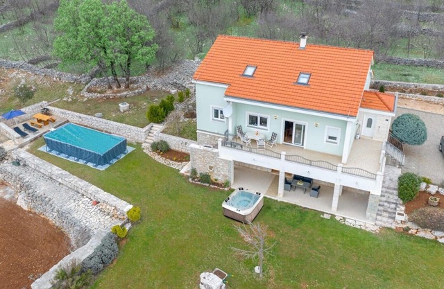 Villa Čelinka in Cista Provo