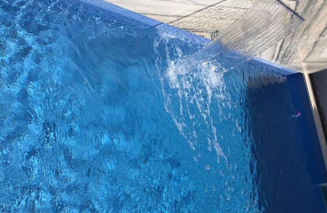 VILLA 200 METERS FROM "PRAIA DA FALESIA" WIFI CLIM NEAR ALBUFEIRA AND VILAMOURA