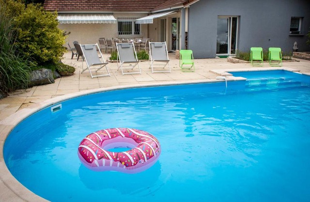 Villa 200m2 avec PISCINE chauffée & SPA & sauna & kota-grill