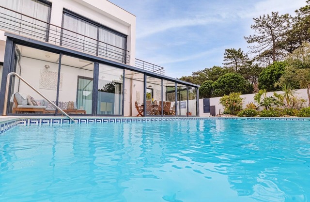 Villa-4Bedroom-3Bathroom-Pool-PetFriendly