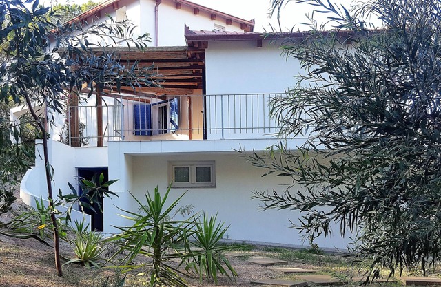 Villa a few steps from the sea in complete relaxation, between Alghero and Olbia, Sardinia