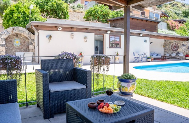 Villa Agave - Room & Pool