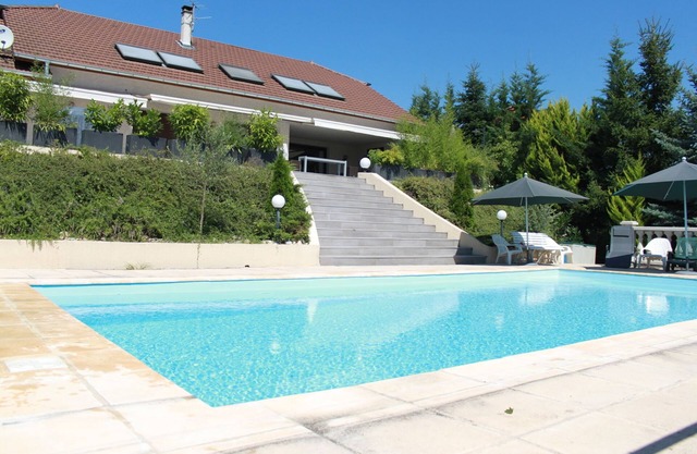 Villa Aix les Bains, overlooking Lac du Bourget (Rhône Alpes, Savoie)