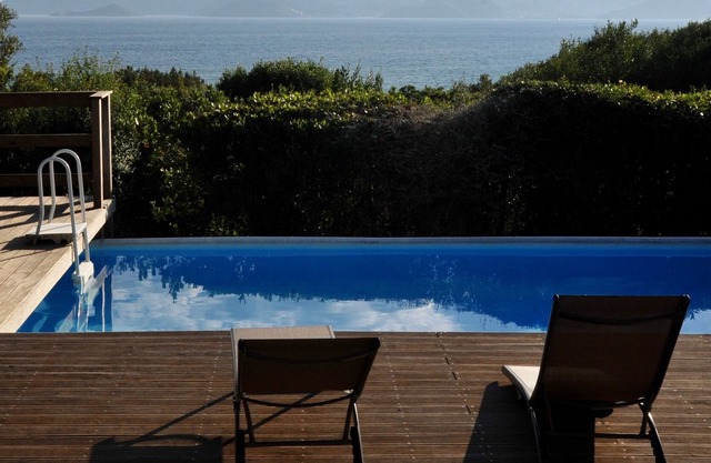 Villa Amabilia - Luxury beachfront Villa with pool
