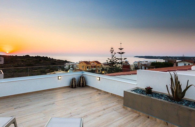 Villa Amelia I Free mini van & private pool