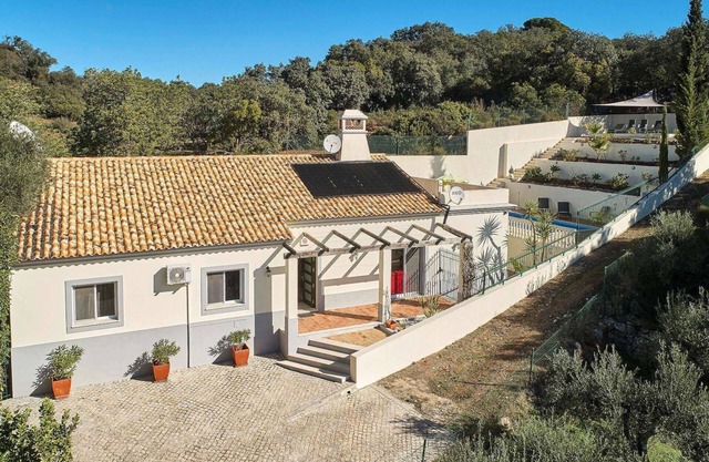 Villa Ana - Four Bedroom Villa, Sleeps 8