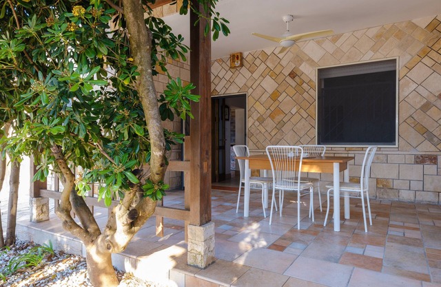 Villa 'Assunta' at 100 meters from the sea