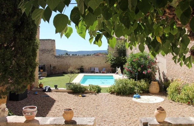 Villa Avec Piscine Dans Domaine Viticole - Narbonne/Béziers/Saint-chinian