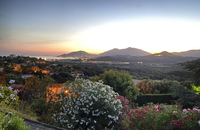 Villa Avec vue Panoramique mer et Montagne - 12 à 16 Couchages