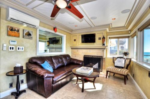 Villa Bella Mare at the Retreat in Laguna Beach