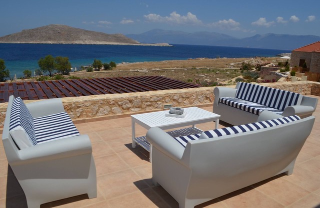 Villa Blu amazing beach front villa