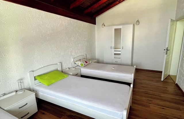 Villa Bojana - apartment no 4. 150m from beach. Pool for our guests.n