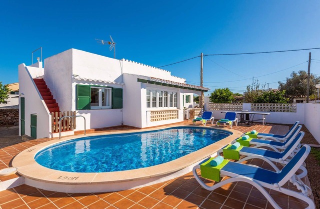 Villa Can Quique by Villa Plus