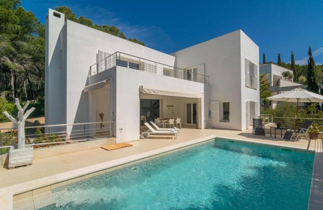 Villa 'Carritx' with Mountain View, Wi-Fi and Air Conditioning