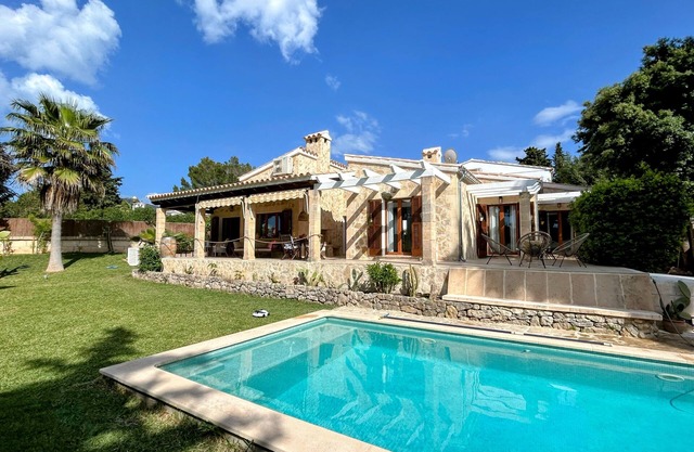 Villa Casa del Sol -only 250 meters from the sea - a place of well-being under the sun