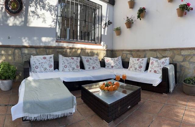 Villa 'Casa Verano with Pool and Terraces' with Mountain View, Wi-Fi and Air Conditioning