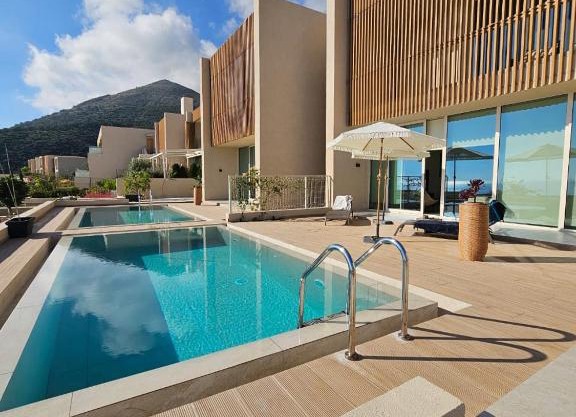 Villa Champagne Green Coast Palase