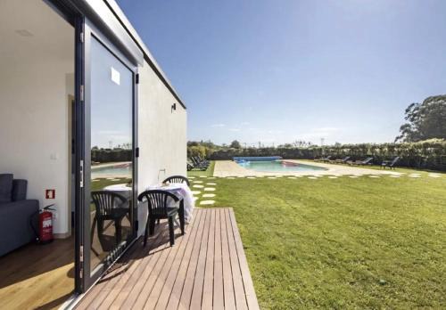 Villa com 4 apartamentos