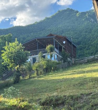 Villa Dabderr Mestia