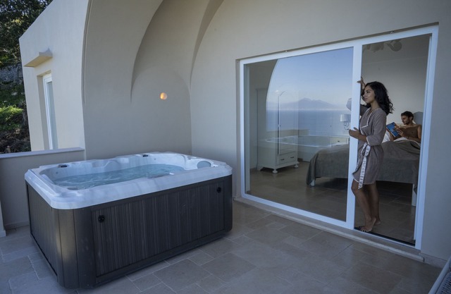 Villa DAlessandro Tatiana private apartment and private hot jacuzzi