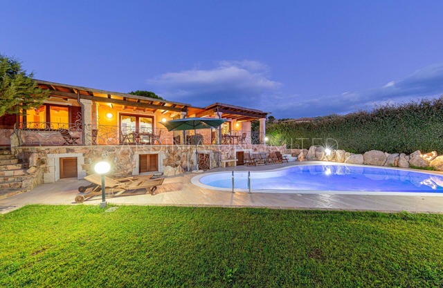 Villa Danza dei Fenicotteri: with private pool and close to the beach.